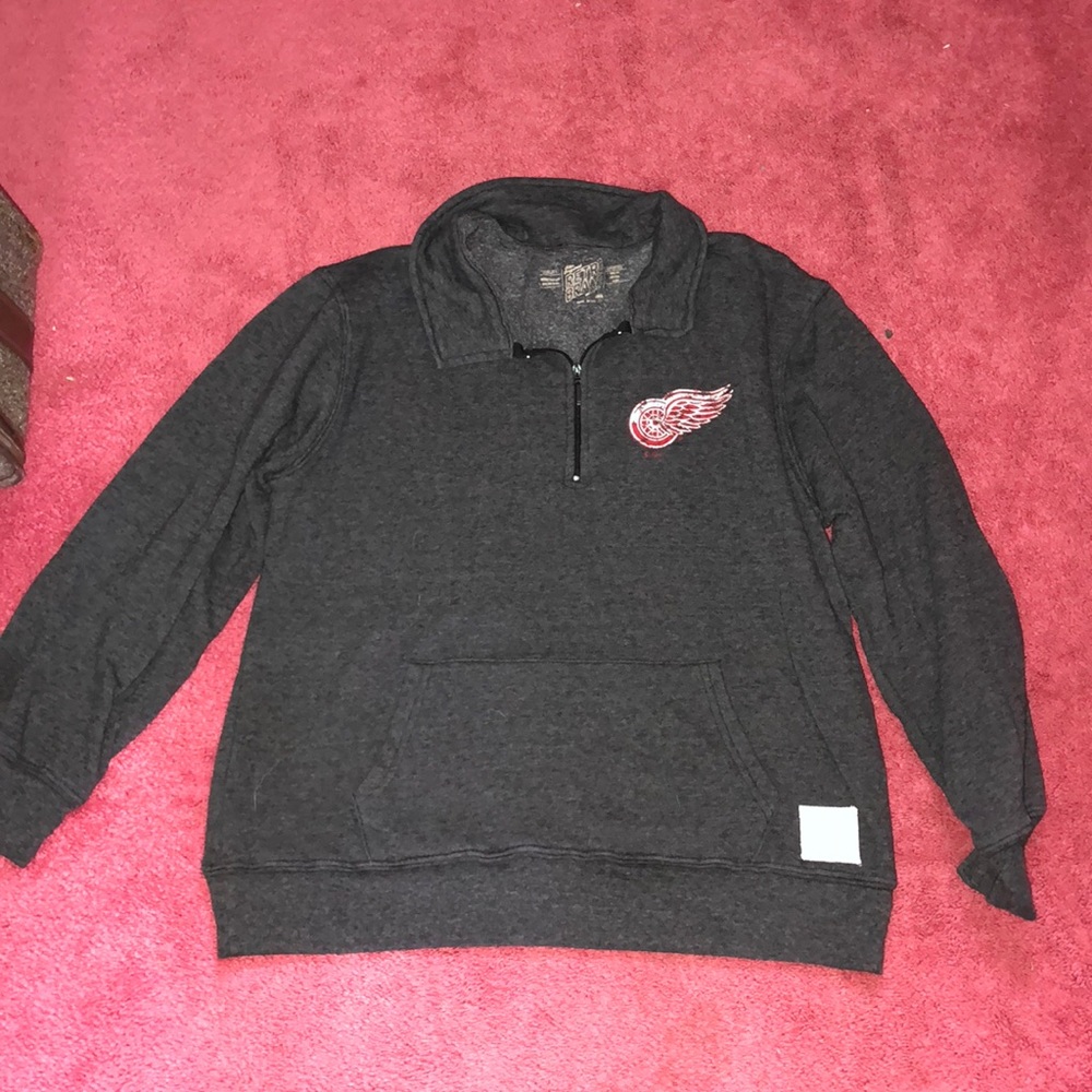 Redwings Quarter Zip